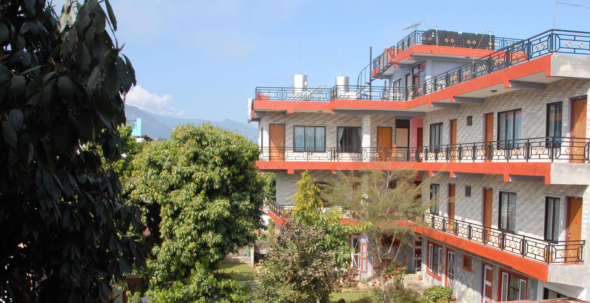 Hotel Glory Garden Pokhara Dış mekan fotoğraf