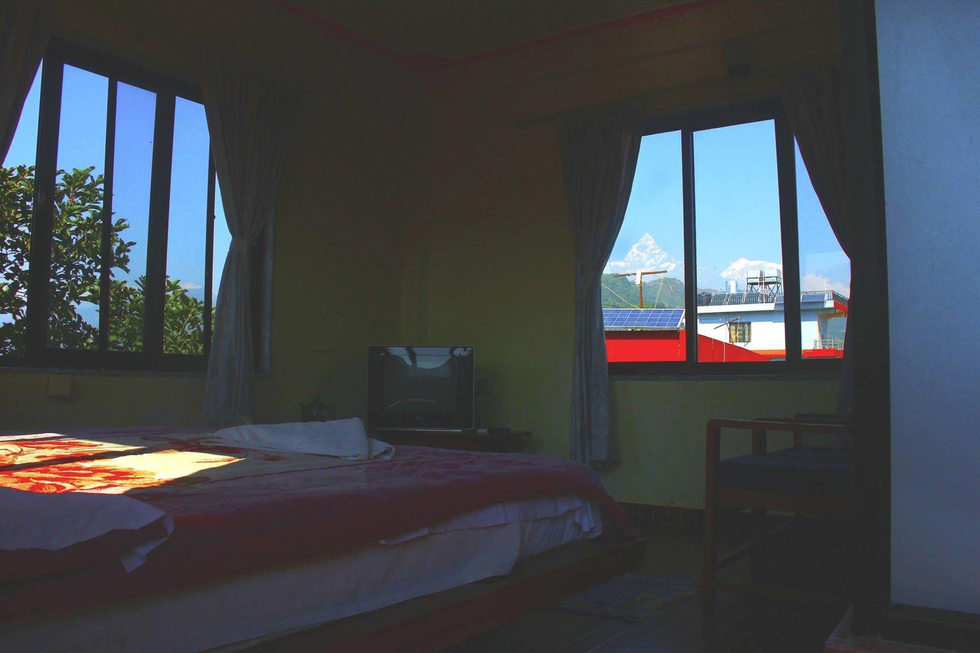 Hotel Glory Garden Pokhara Dış mekan fotoğraf